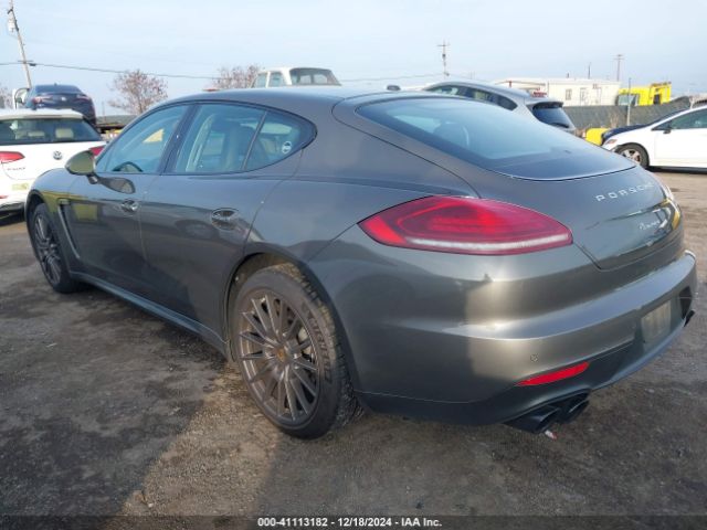WP0AA2A76FL004554 Porsche PANAMERA 4