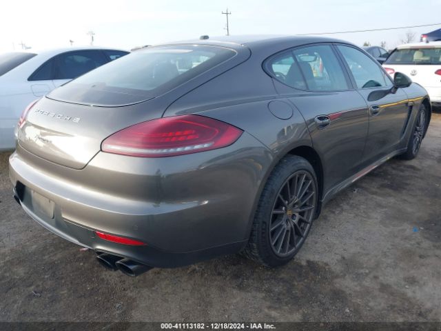 WP0AA2A76FL004554 Porsche PANAMERA 4