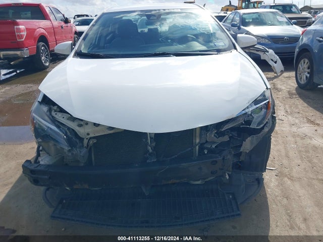Toyota COROLLA LE 2018 5YFBURHE2JP767079 Image 13