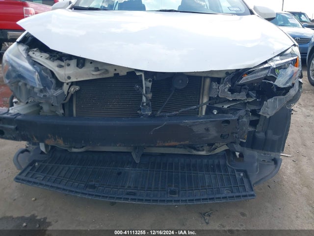 Toyota COROLLA LE 2018 5YFBURHE2JP767079 Image 6