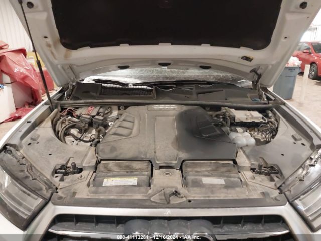 WA1VAAF76JD024112 Audi Q7 3.0t Premium