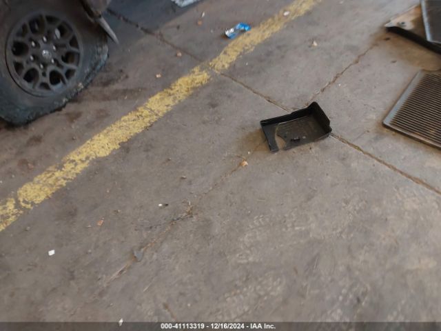3TYSZ5AN3MT034530 Toyota Tacoma Sr5 V6