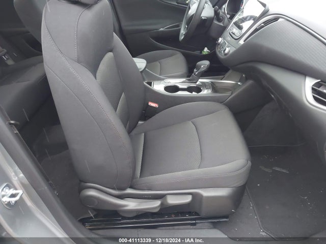 1G1ZD5ST5SF136939 Chevrolet Malibu Fwd 1lt