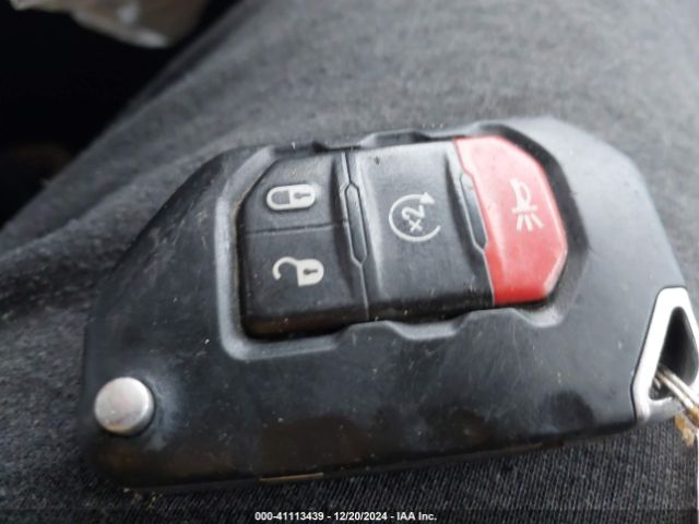 1C6JJTAG0LL194277 Jeep Gladiator Sport S 4x4