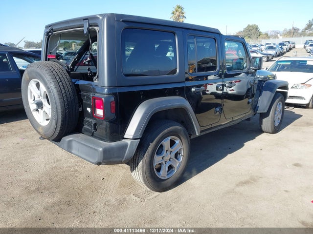 1C4HJXDN8NW263081 Jeep Wrangler Unlimited Sport S 4x4