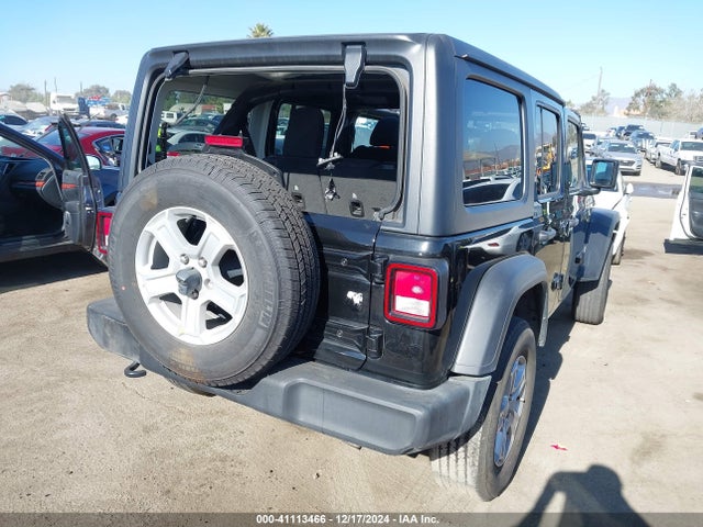 1C4HJXDN8NW263081 Jeep Wrangler Unlimited Sport S 4x4