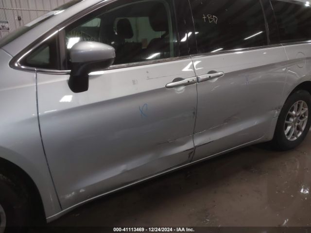 2C4RC1CG7PR597631 Chrysler Voyager Lx
