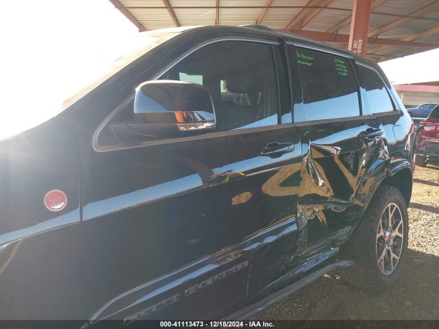1C4RJFBT9JC121219 Jeep Grand Cherokee Sterling Edition 4x4