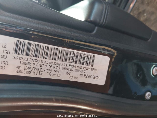 1C4RJFBT9JC121219 Jeep Grand Cherokee Sterling Edition 4x4