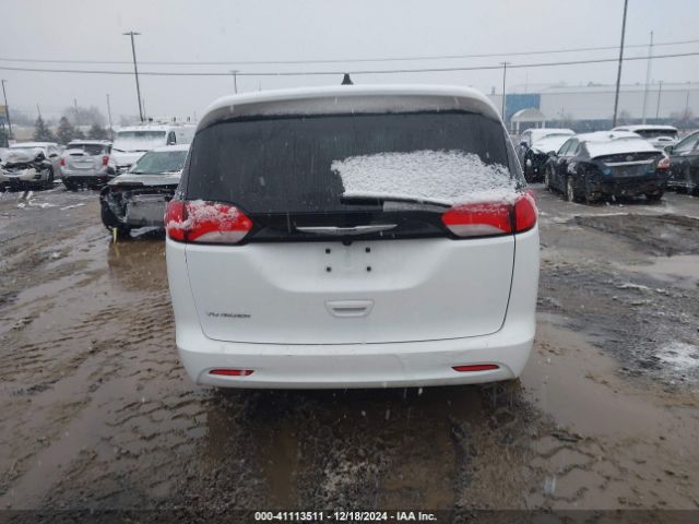 2C4RC1CG4PR511840 Chrysler Voyager Lx