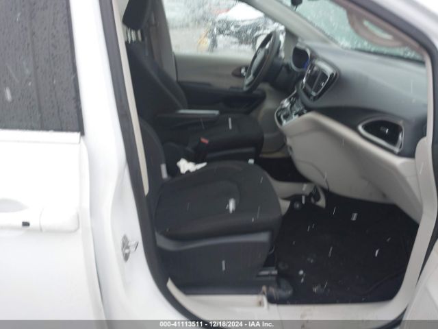 2C4RC1CG4PR511840 Chrysler Voyager Lx