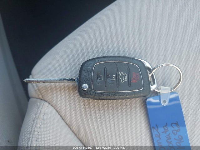 Hyundai SONATA SE 2017 5NPE24AF9HH560365 Image 11