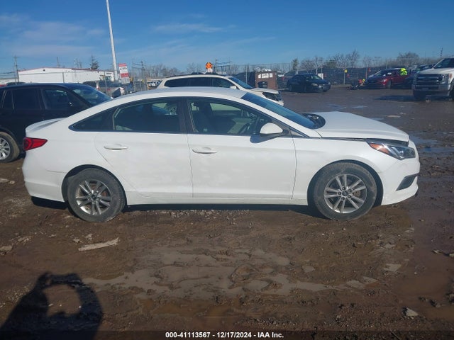 Hyundai SONATA SE 2017 5NPE24AF9HH560365 Image 13