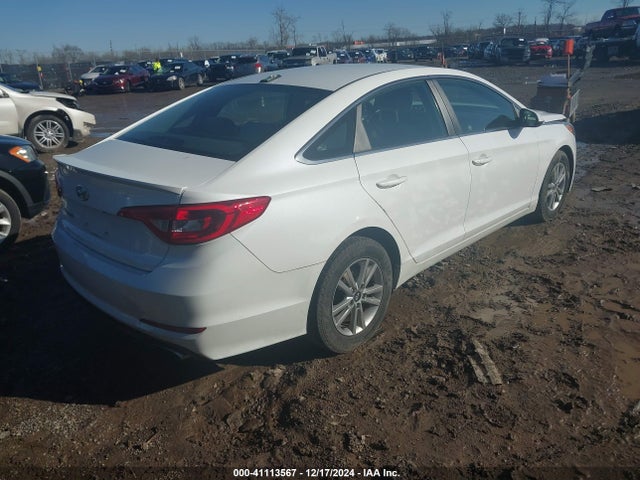 Hyundai SONATA SE 2017 5NPE24AF9HH560365 Image 4