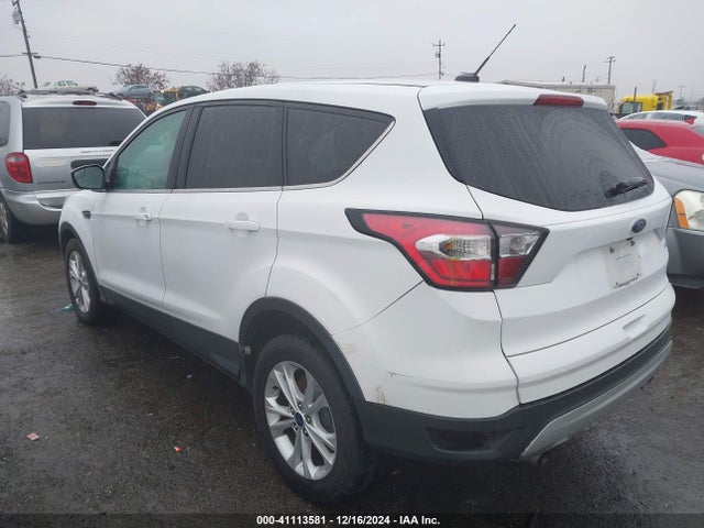 Ford ESCAPE SE 2017 1FMCU0GD0HUE39774 Image 3