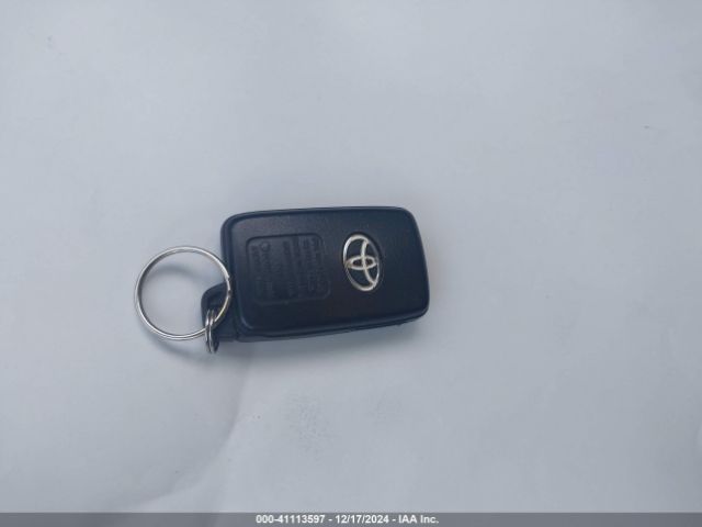 JTDKN3DU2E1762191 Toyota Prius Two
