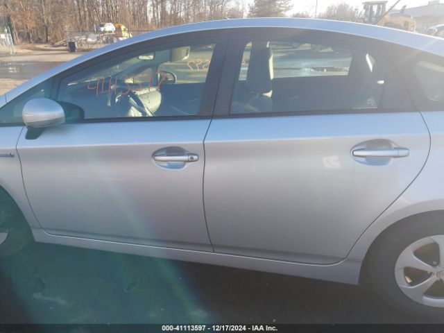 JTDKN3DU2E1762191 Toyota Prius Two