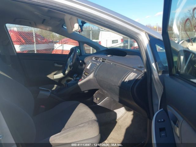 JTDKN3DU2E1762191 Toyota Prius Two