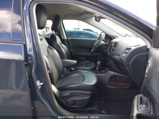 3C4NJDDB1JT156459 Jeep Compass Trailhawk 4x4