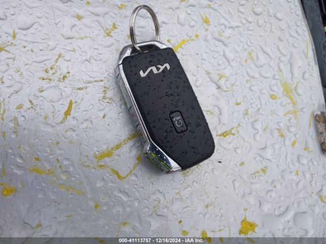 KNDJ23AU8R7218449 KIA SOUL S