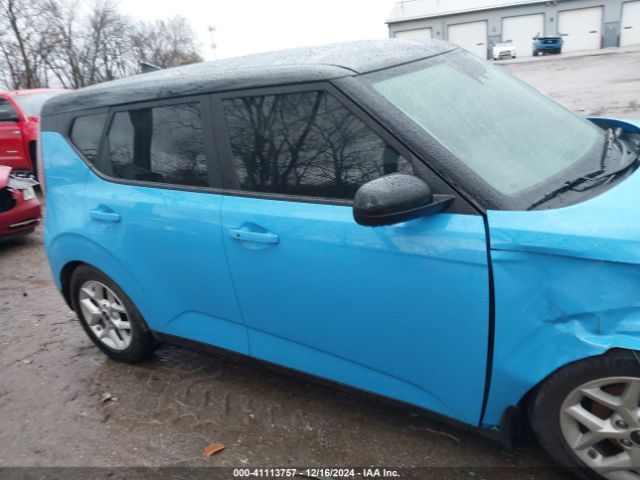 KNDJ23AU8R7218449 KIA SOUL S
