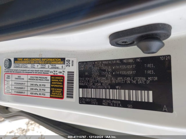 5TDYRKEC6NS078018 Toyota SIENNA XLE