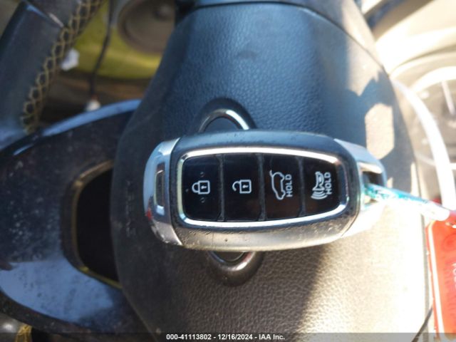 KM8K3CA54KU275423 Hyundai Kona Limited