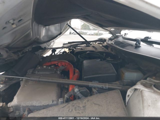 4T1BD1FKXGU199343 Toyota Camry Hybrid Le