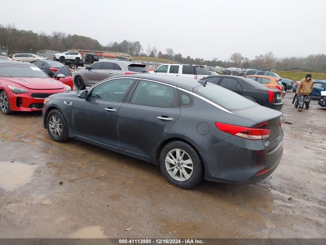 KIA Optima Lx 2018 KNAGT4L34J5219323 Image 3