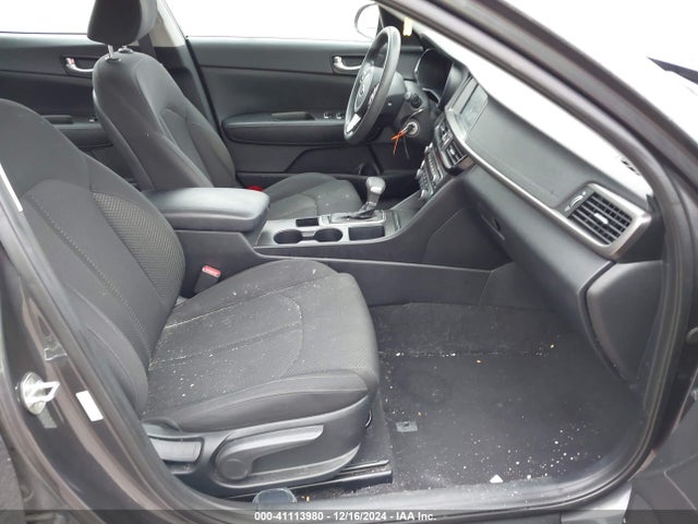 KIA Optima Lx 2018 KNAGT4L34J5219323 Image 5