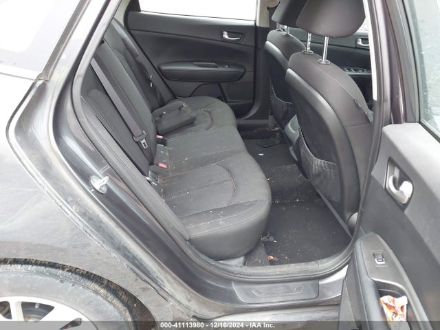 KIA Optima Lx 2018 KNAGT4L34J5219323 Image 8