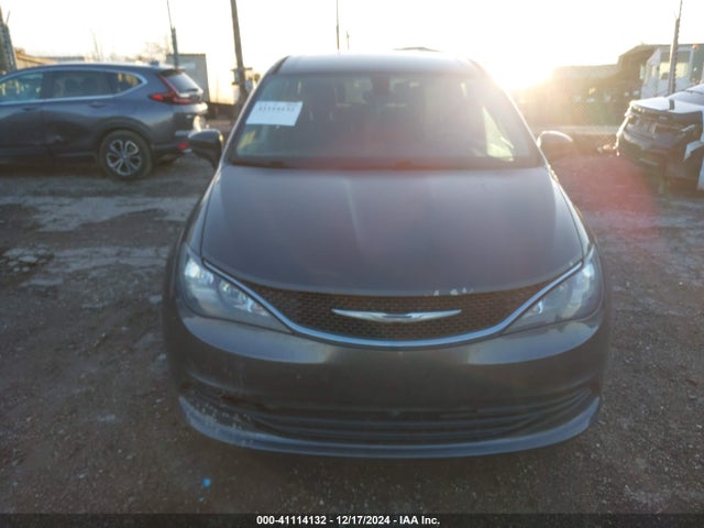 2C4RC1DGXHR723156 Chrysler Pacifica Touring