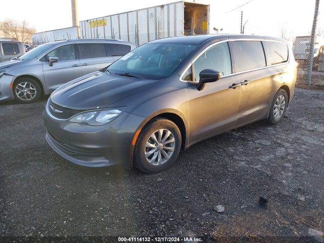2C4RC1DGXHR723156 Chrysler Pacifica Touring