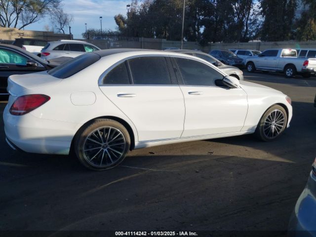 W1KWF8DB7LR588987 Mercedes-Benz C 300