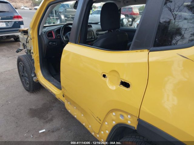 ZACCJBCT7FPB92080 Jeep Renegade Trailhawk