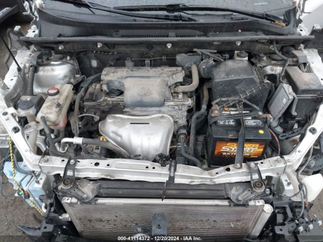 JTMBFREV3FJ020505 Toyota RAV4 LE