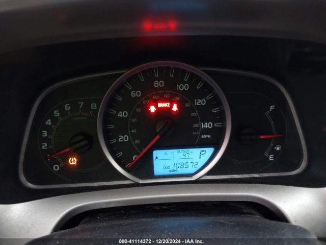 JTMBFREV3FJ020505 Toyota RAV4 LE