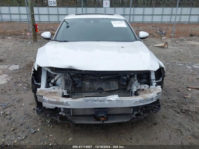 1HGCV2F95JA040894 Honda Accord Touring 2.0t