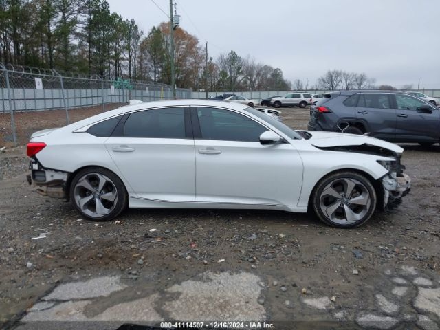 1HGCV2F95JA040894 Honda Accord Touring 2.0t