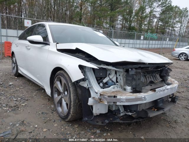 1HGCV2F95JA040894 Honda Accord Touring 2.0t