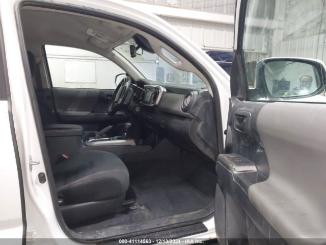 3TMCZ5AN8KM253383 Toyota Tacoma Sr5 V6