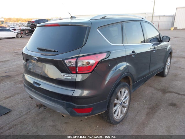1FMCU0J96HUB91258 Ford 2017