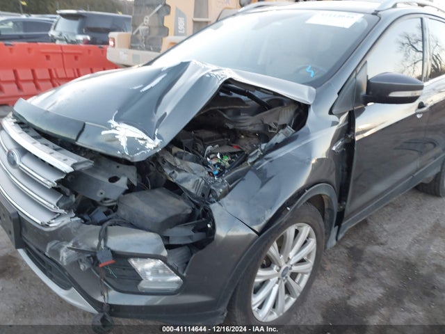 1FMCU0J96HUB91258 Ford 2017