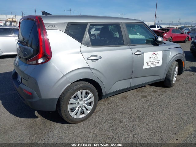 KIA SOUL LX 2022 KNDJ23AU6N7836301 Image 4