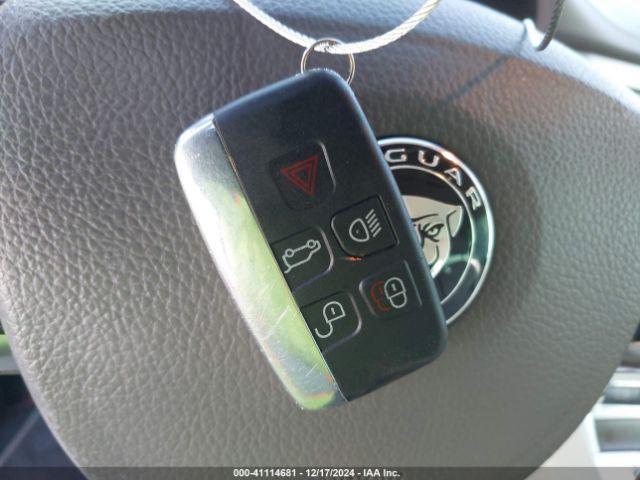 SAJWJ0EF3E8U12735 Jaguar Xf V6 Sc