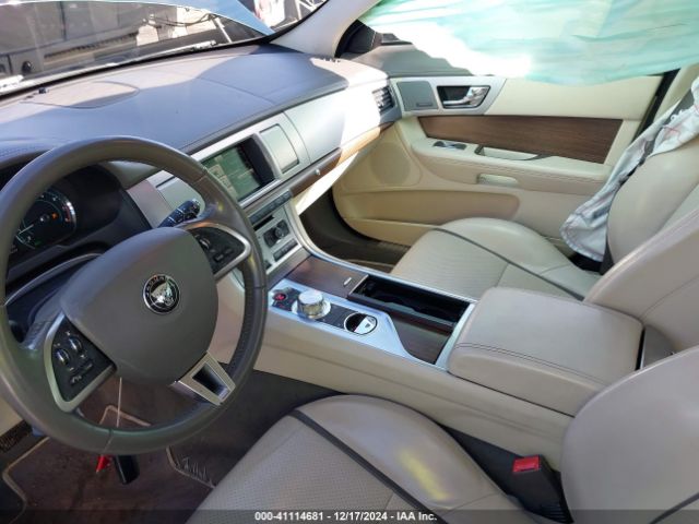 SAJWJ0EF3E8U12735 Jaguar Xf V6 Sc
