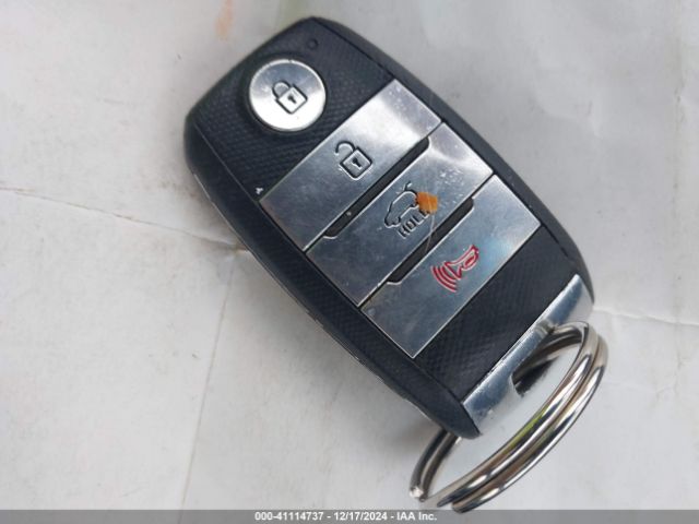 5XYKWDA7XFG573498 KIA Sorento Limited V6