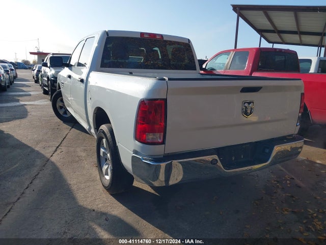 3C6RR6KG9NG388334 RAM 1500 Classic Tradesman  4x2 5'7 Box