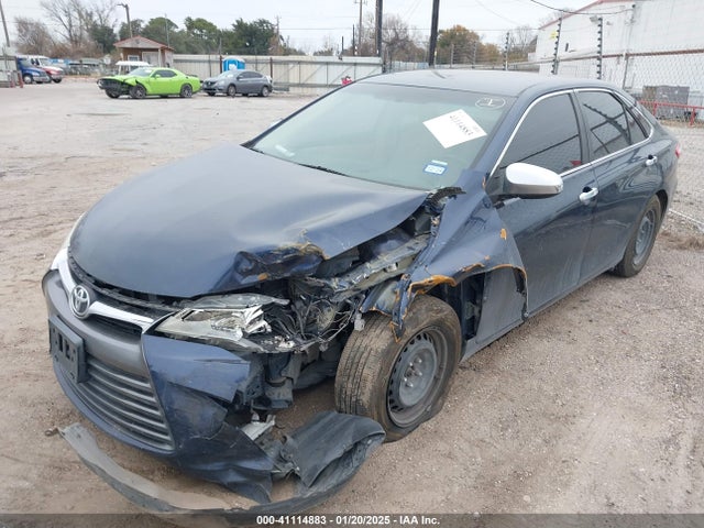 Toyota CAMRY LE 2015 4T4BF1FK4FR514247 Image 2