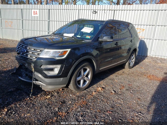 Ford EXPLORER XLT 2017 1FM5K8DH3HGC28569 Image 2